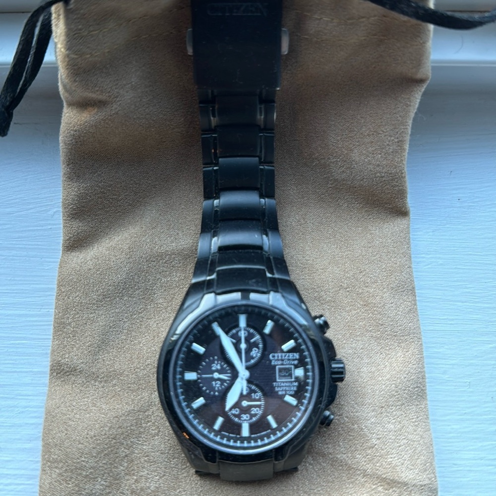 Men's Citizen Eco drive Titanium Sapphire WR100 B612-S078342 Excellent Condition